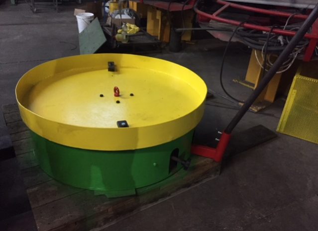 
								VITARI STRAIGHTENING AND CUTTING MACHINE full									